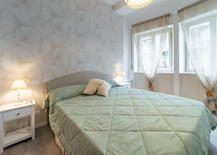 Vatican Shabby Apartment Double Bedrooms